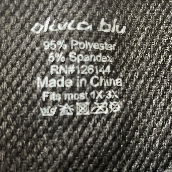2 Pair of Leggings - Picture 6 of 6